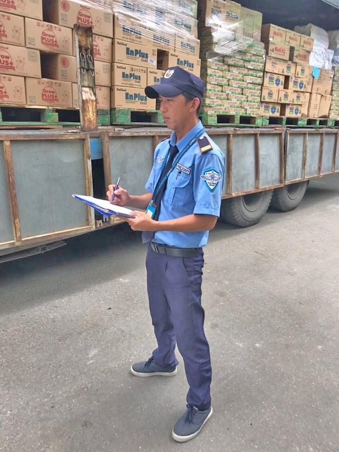  bảo vệ xe vận chuyển hàng hóa