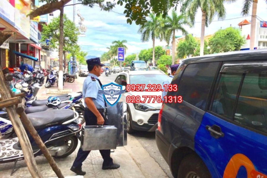  bảo vệ xe vận chuyển hàng hóa